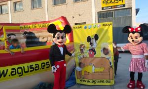 Mickey y Minnie Mouse visitándonos en una fiesta de cumpleaños